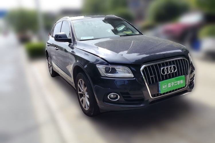Used Audi Q5 2015 40 TFSI Technology Edition Front Right 45 Deg