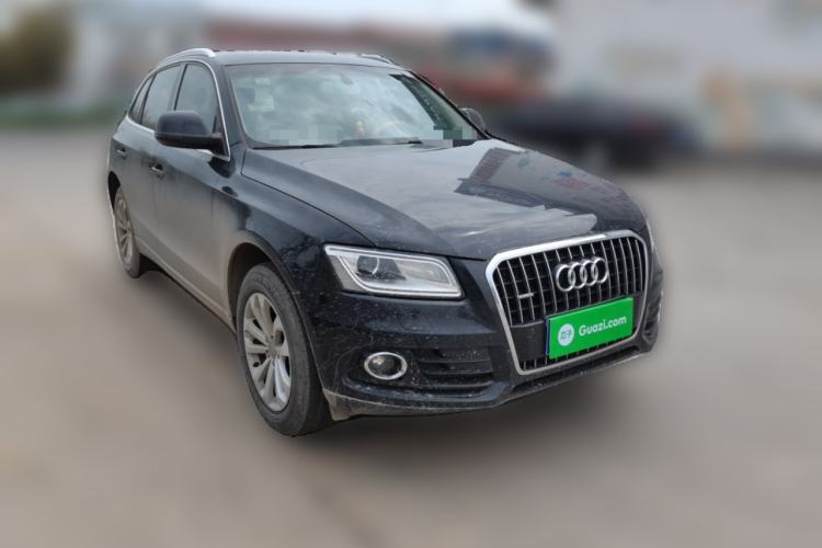 Used Audi Q5 2015 40 TFSI Technology Edition Front Right 45 Deg
