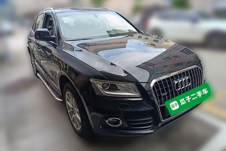 Used Audi Q5 2015 40 TFSI Trendy Edition Front Right 45 Deg