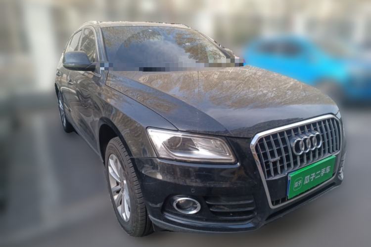 Used Audi Q5 2015 40 TFSI Technology Edition Front Right 45 Deg