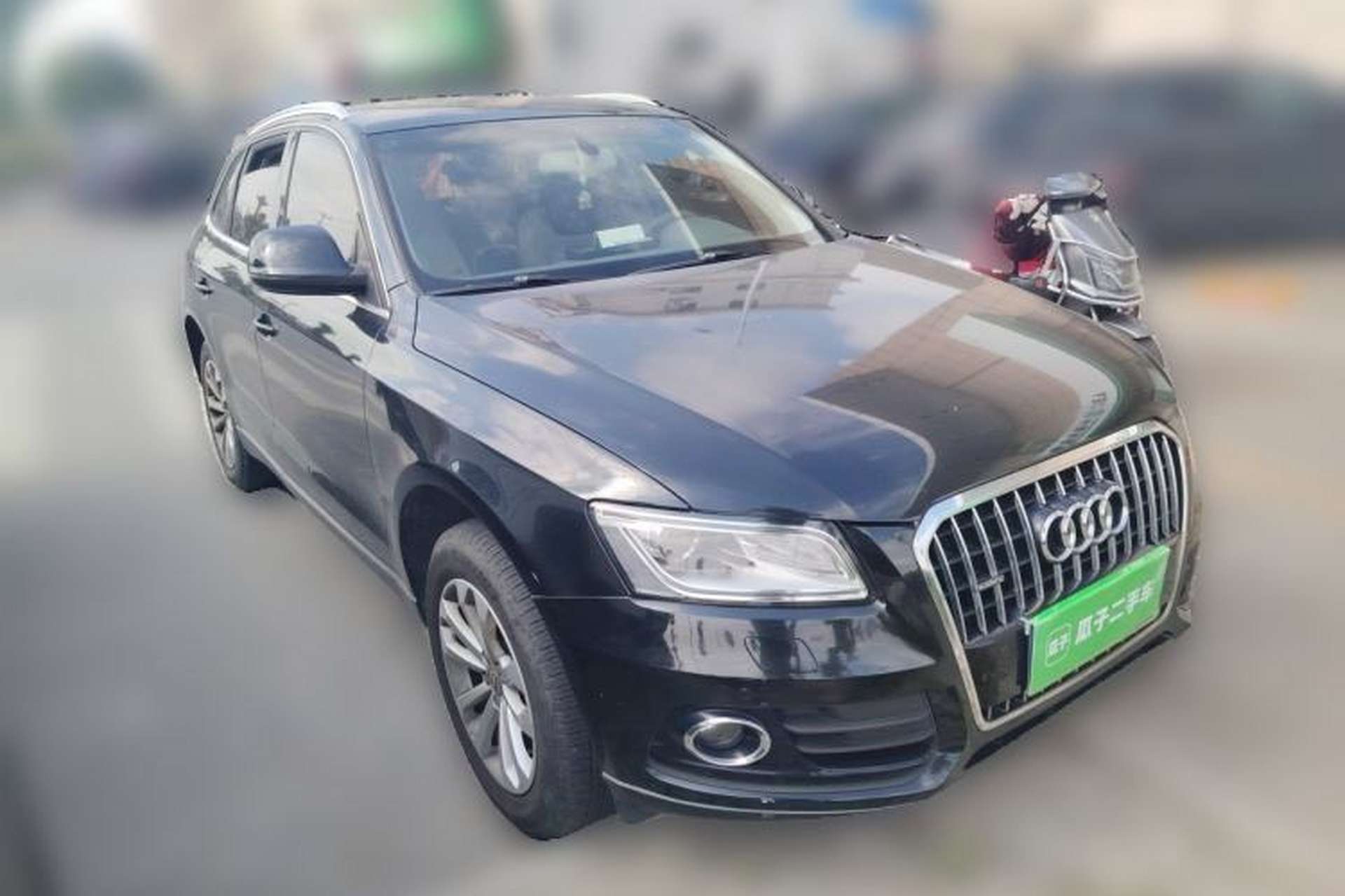 Used Audi Q5 2015 40 TFSI Technology Edition Front Right 45 Deg