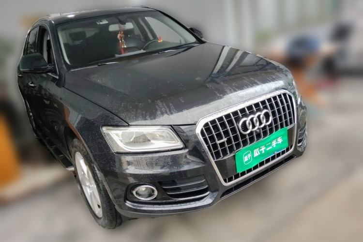 Used Audi Q5 2015 35 TFSI Standard Model Front Right 45 Deg