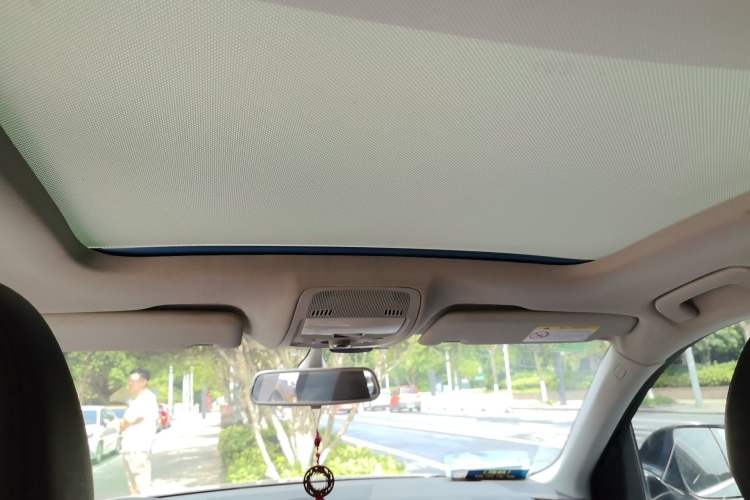 Used Audi Q5 2015 40 TFSI Technology Edition Headliner