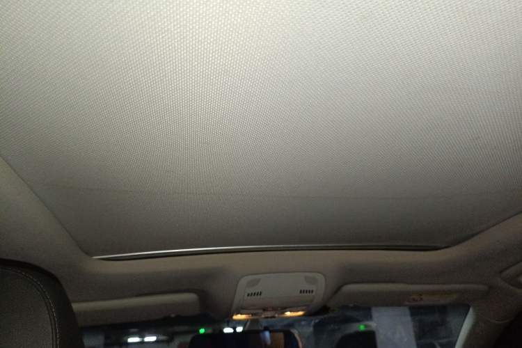 Used Audi Q5 2015 40 TFSI Technology Edition Headliner