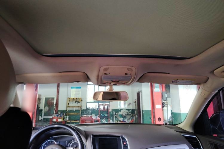 Used Audi Q5 2015 40 TFSI Technology Edition Headliner