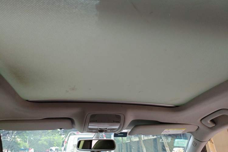 Used Audi Q5 2015 40 TFSI Comfort Model Headliner