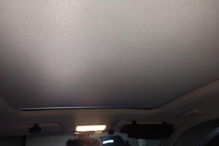 Used Audi Q5 2015 40 TFSI Trendy Edition Headliner