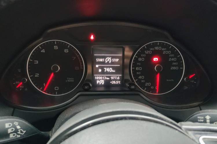 Used Audi Q5 2015 35 TFSI Standard Model Instrument Cluster