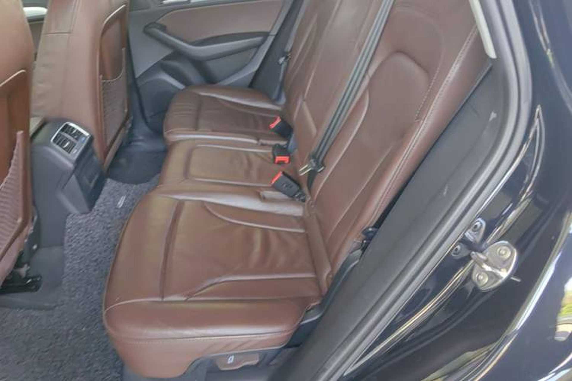 Used Audi Q5 2015 40 TFSI Technology Edition Interior 4