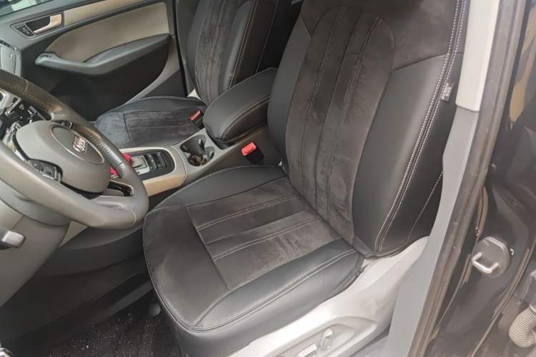 Used Audi Q5 2015 40 TFSI Trendy Edition Left Front Seat