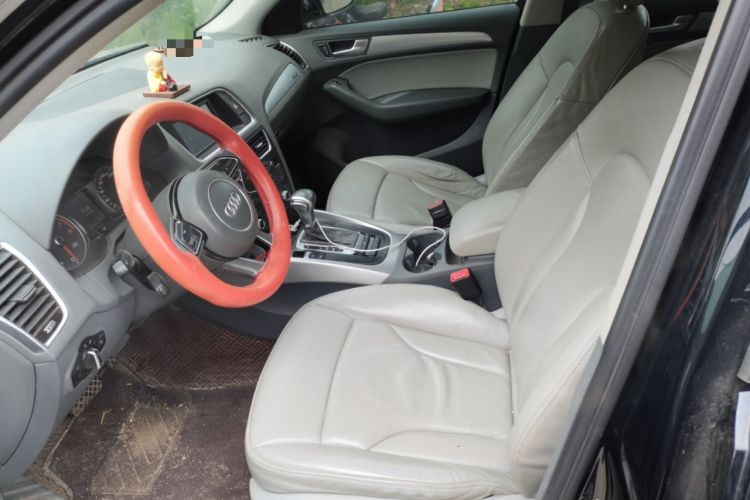 Used Audi Q5 2015 40 TFSI Technology Edition Left Front Seat
