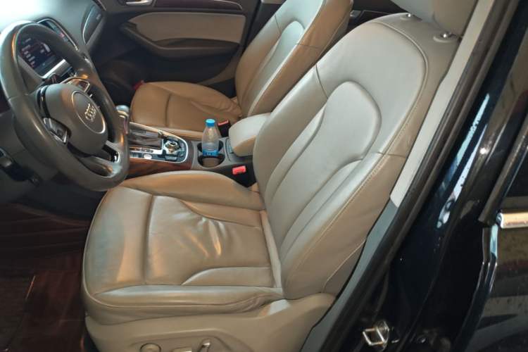 Used Audi Q5 2015 40 TFSI Comfort Model Left Front Seat