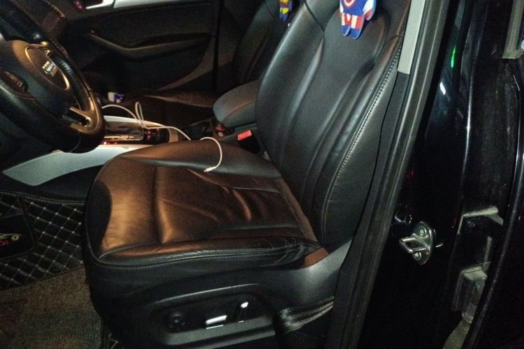 Used Audi Q5 2015 40 TFSI Technology Edition Left Front Seat