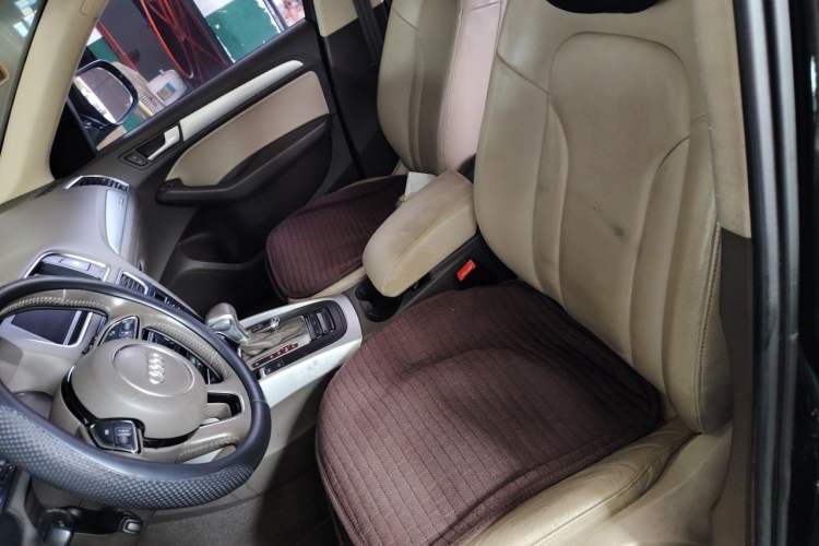 Used Audi Q5 2015 40 TFSI Technology Edition Left Front Seat