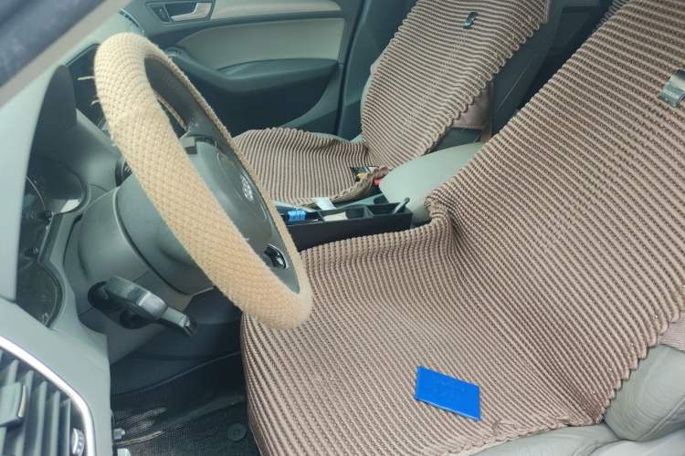 Used Audi Q5 2015 40 TFSI Technology Edition Left Front Seat