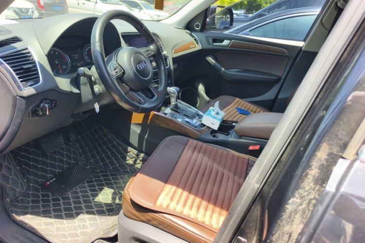 Used Audi Q5 2015 40 TFSI Comfort Model Left Front Seat