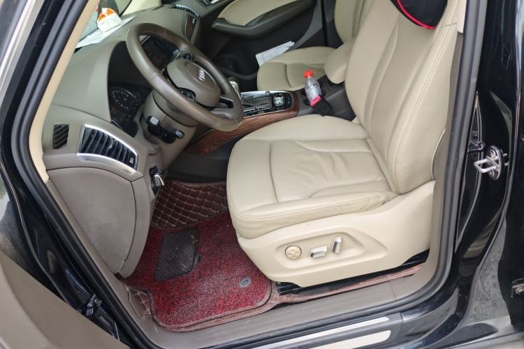 Used Audi Q5 2015 40 TFSI Comfort Model Left Front Seat