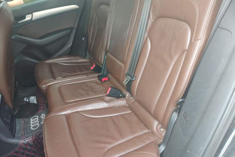 Used Audi Q5 2015 40 TFSI Technology Edition Left Rear Seat