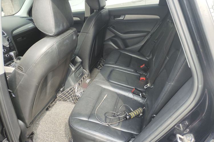 Used Audi Q5 2015 40 TFSI Trendy Edition Left Rear Seat