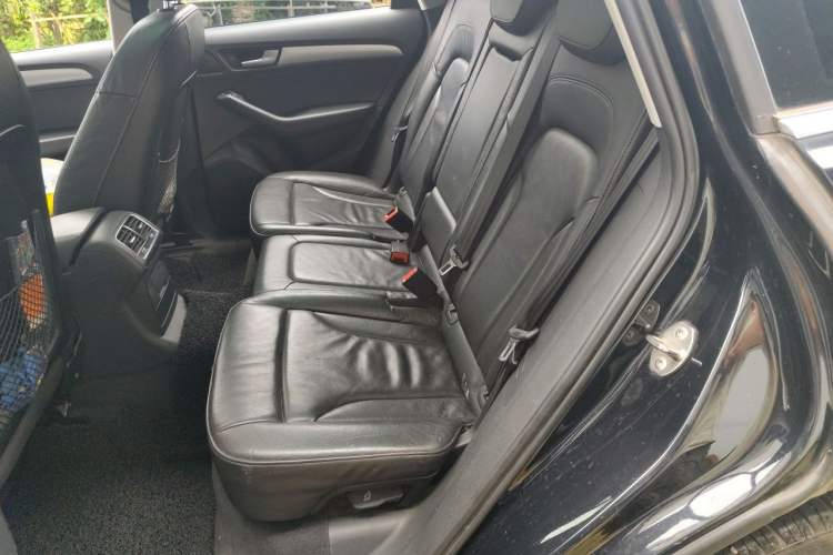 Used Audi Q5 2015 40 TFSI Technology Edition Left Rear Seat