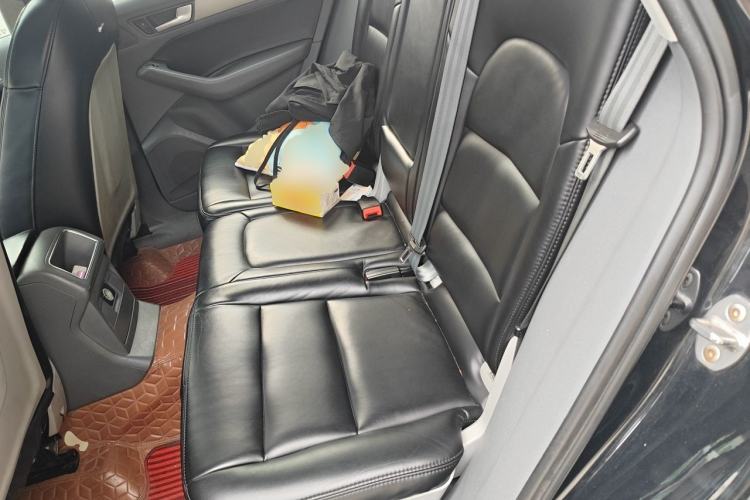 Used Audi Q5 2015 40 TFSI Trendy Edition Left Rear Seat
