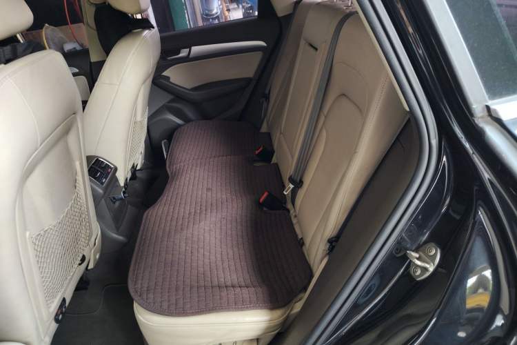 Used Audi Q5 2015 40 TFSI Technology Edition Left Rear Seat