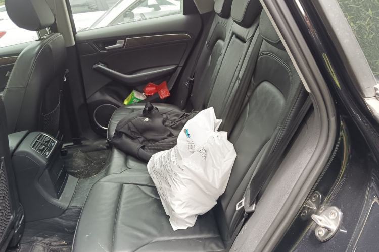 Used Audi Q5 2015 40 TFSI Comfort Model Left Rear Seat