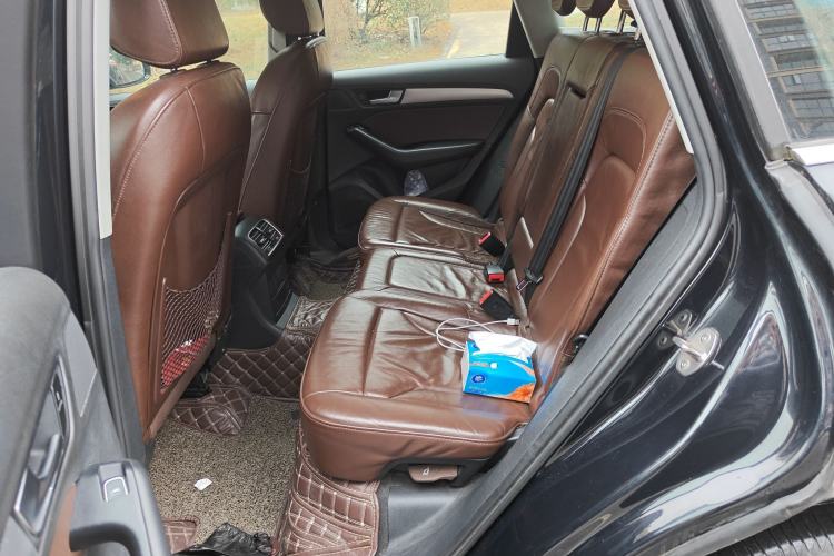 Used Audi Q5 2015 40 TFSI Technology Edition Left Rear Seat