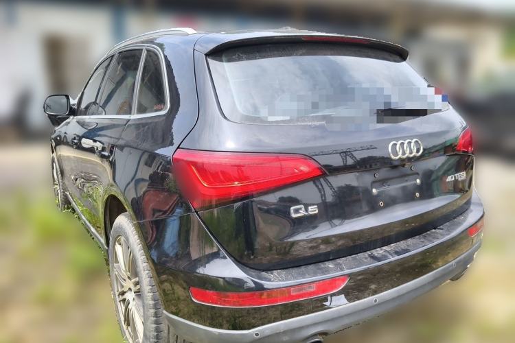 Used Audi Q5 2015 40 TFSI Technology Edition Rear Left 45 Deg