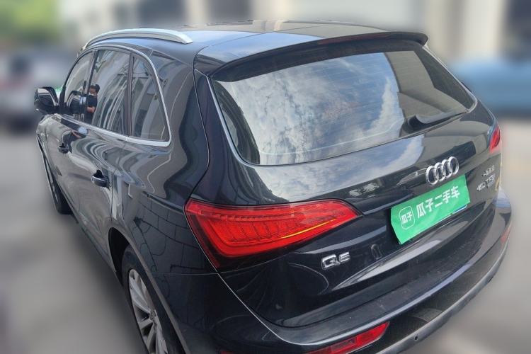 Used Audi Q5 2015 40 TFSI Technology Edition Rear Left 45 Deg