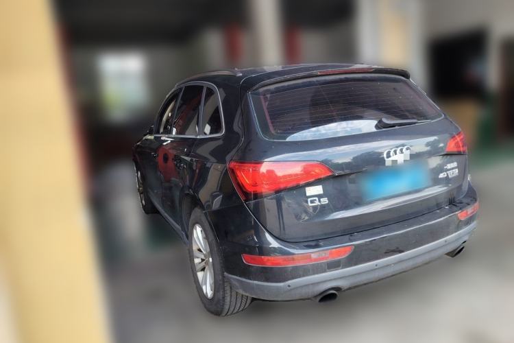 Used Audi Q5 2015 40 TFSI Technology Edition Rear Left 45 Deg