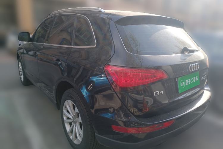 Used Audi Q5 2015 40 TFSI Technology Edition Rear Left 45 Deg