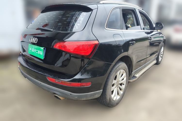 Used Audi Q5 2015 40 TFSI Technology Edition Rear Right 45 Deg