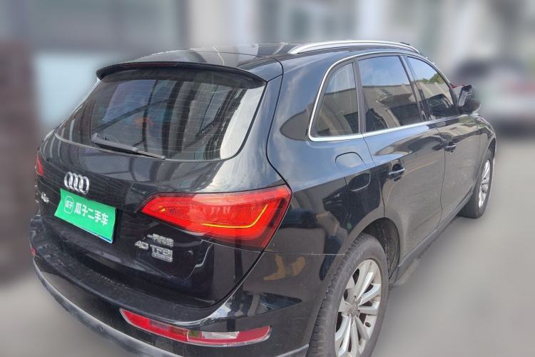 Used Audi Q5 2015 40 TFSI Technology Edition Rear Right 45 Deg