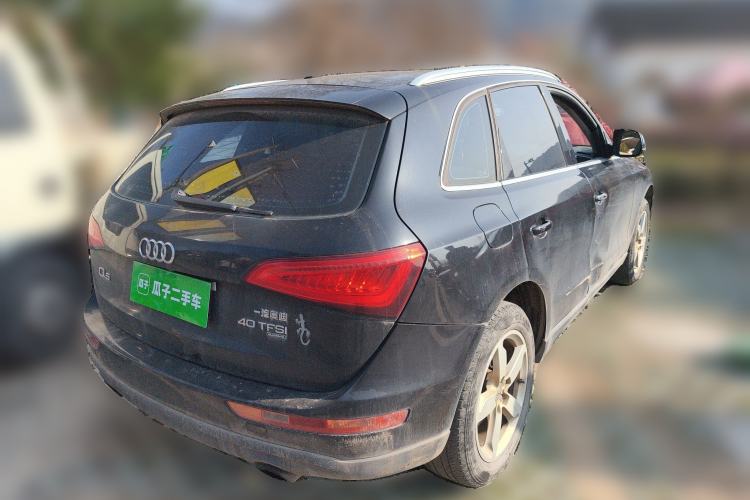 Used Audi Q5 2015 40 TFSI Comfort Model Rear Right 45 Deg