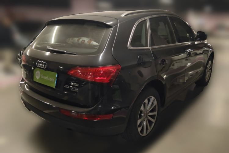 Used Audi Q5 2015 40 TFSI Technology Edition Rear Right 45 Deg