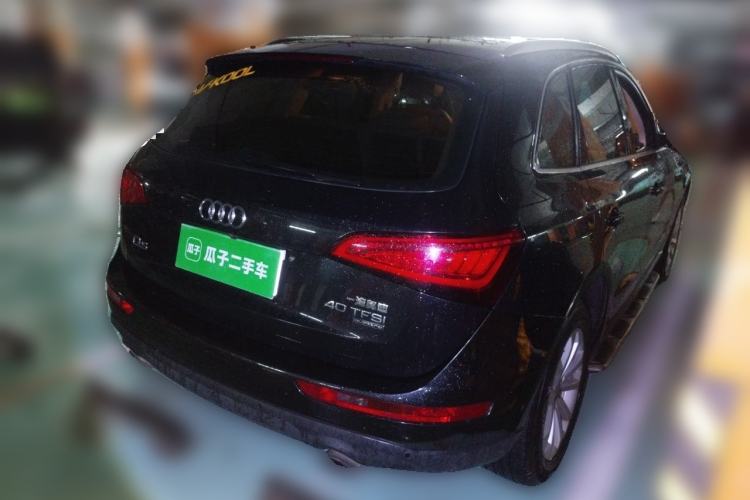 Used Audi Q5 2015 40 TFSI Technology Edition Rear Right 45 Deg