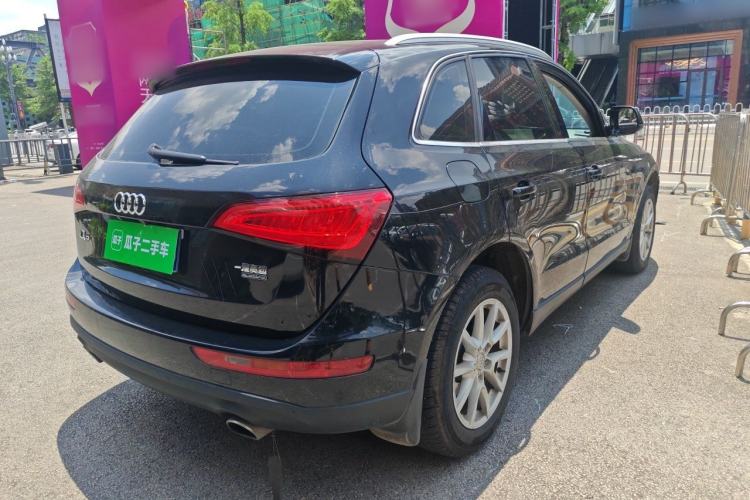Used Audi Q5 2015 40 TFSI Trendy Edition Rear Right 45 Deg