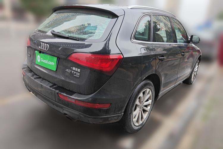 Used Audi Q5 2015 40 TFSI Technology Edition Rear Right 45 Deg