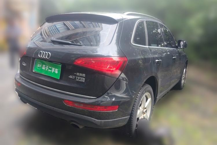 Used Audi Q5 2015 40 TFSI Technology Edition Rear Right 45 Deg