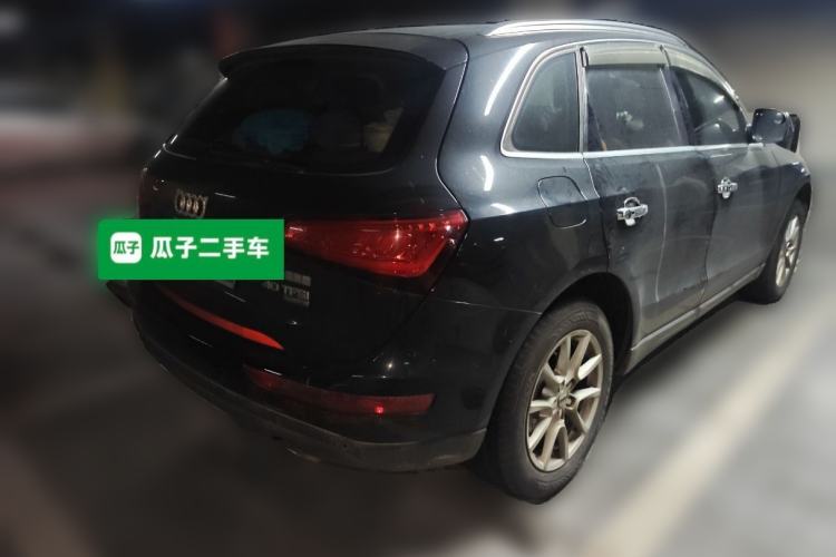 Used Audi Q5 2015 40 TFSI Trendy Edition Rear Right 45 Deg