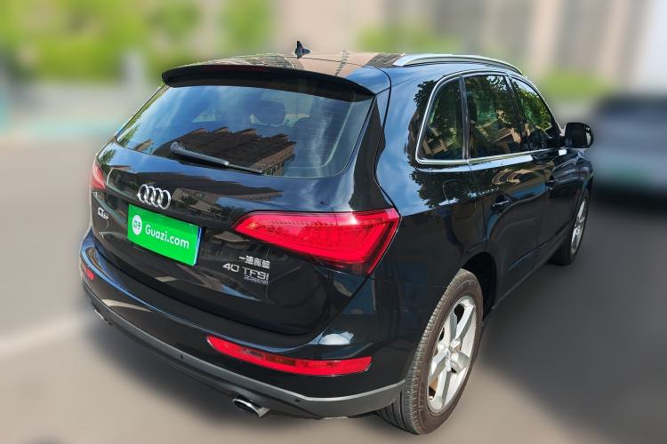 Used Audi Q5 2015 40 TFSI Comfort Model Rear Right 45 Deg