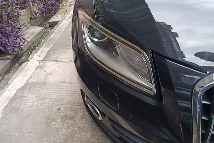 Used Audi Q5 2015 40 TFSI Trendy Edition Right Front Headlight