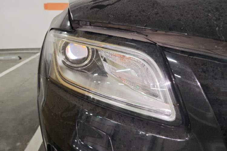 Used Audi Q5 2015 40 TFSI Technology Edition Right Front Headlight