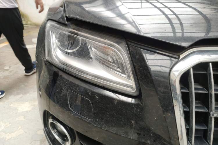 Used Audi Q5 2015 40 TFSI Trendy Edition Right Front Headlight