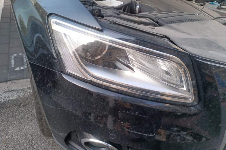 Used Audi Q5 2015 40 TFSI Technology Edition Right Front Headlight