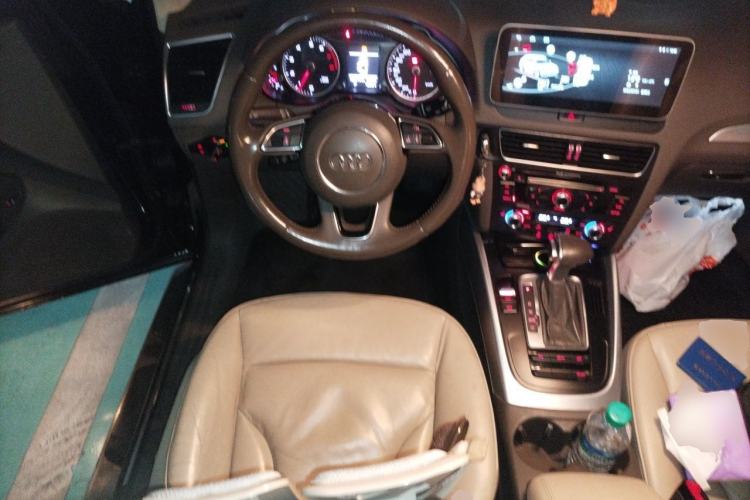 Used Audi Q5 2015 40 TFSI Technology Edition Steering Wheel