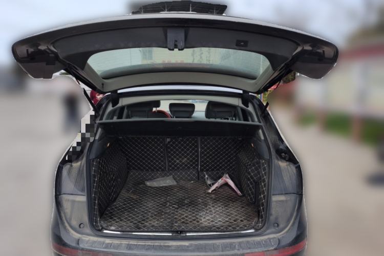 Used Audi Q5 2015 40 TFSI Technology Edition Trunk