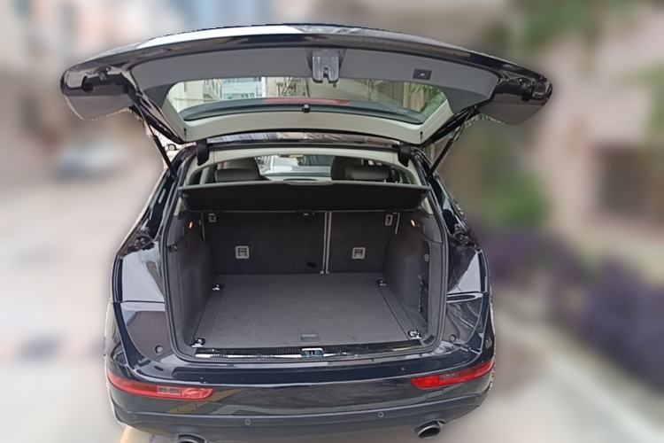 Used Audi Q5 2015 40 TFSI Trendy Edition Trunk
