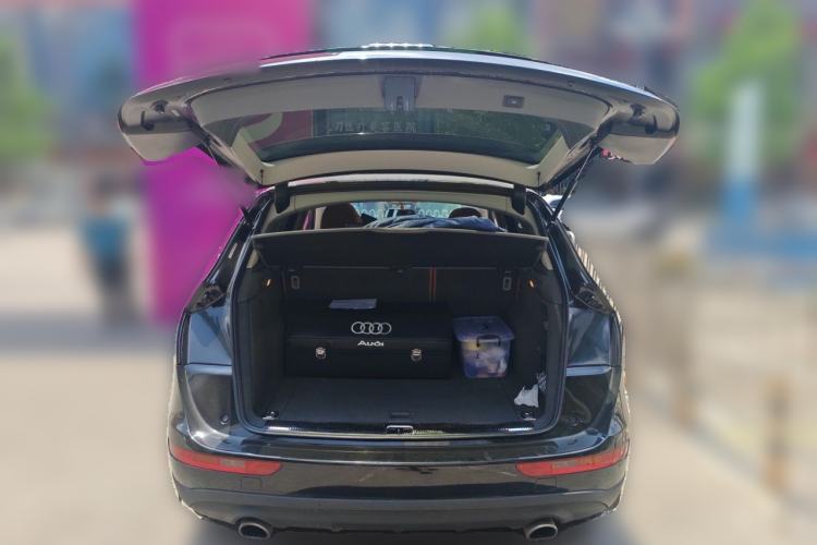 Used Audi Q5 2015 40 TFSI Trendy Edition Trunk